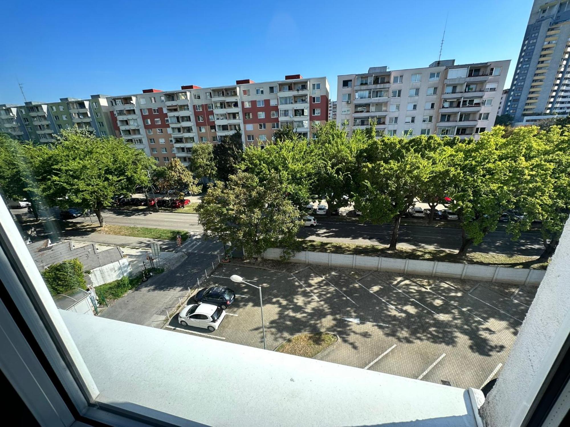 Cozy Studio Apartment In The Wider Center Bratislava Extérieur photo